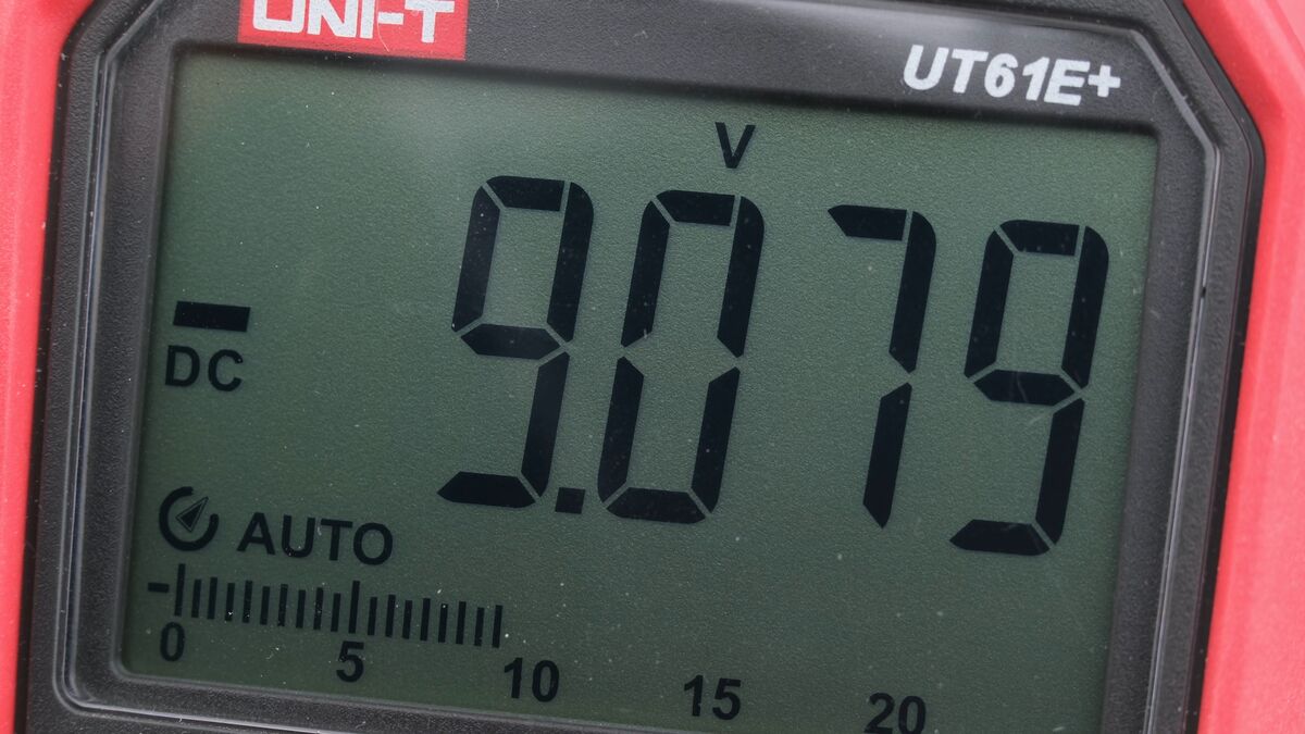falsche Spannung und falsche Polarisation