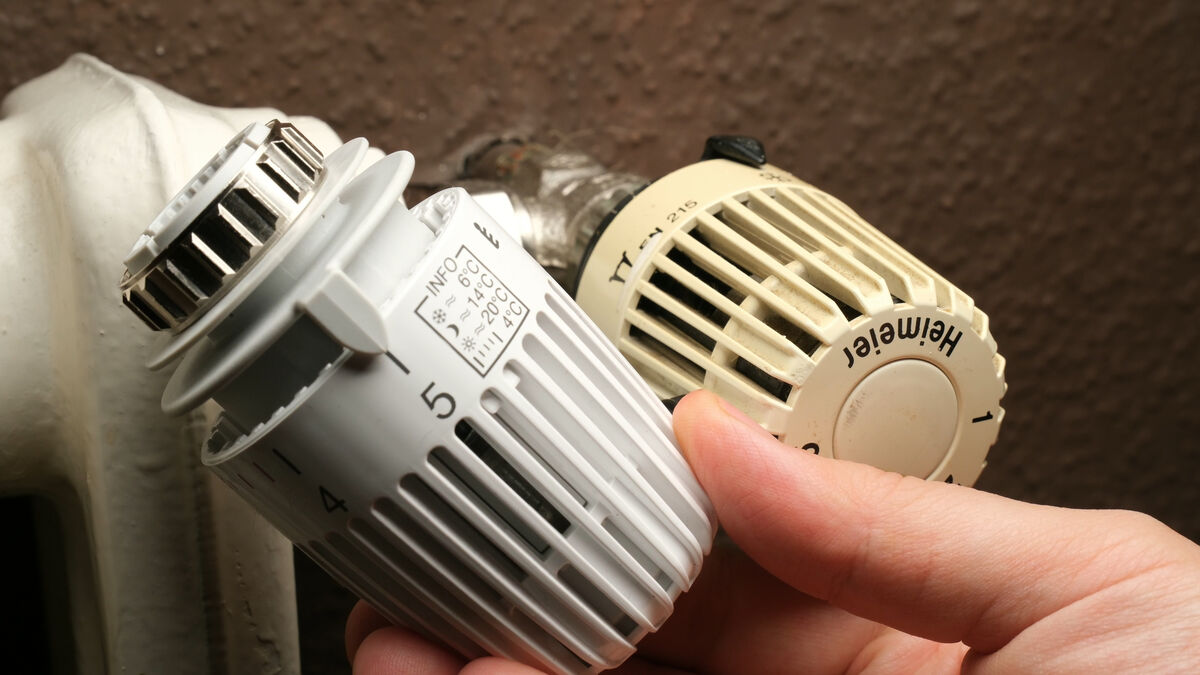 altes Heizungsthermostat austauschen gegen neues Heimeier-Thermostat