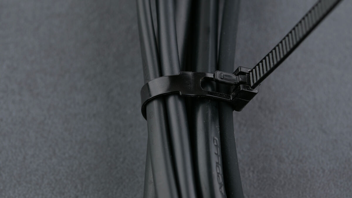 Wiederverwendbarer Kabelbinder